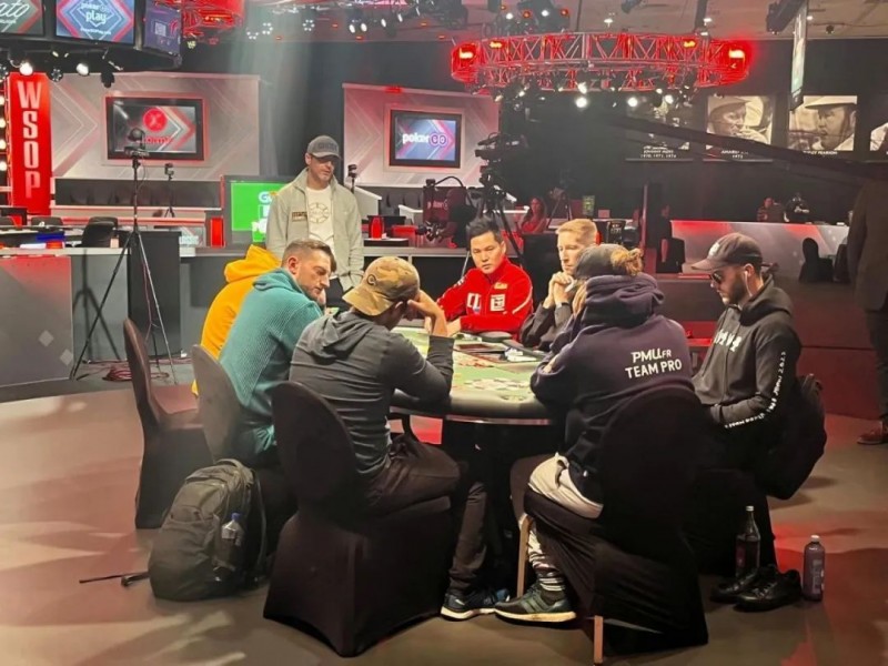 【EV撲克】WSOP见证中国实力，带着中国心TONY越战越勇！微型狂欢赛1刀通往梦想之路