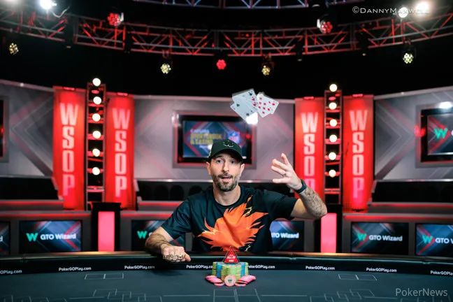 【EV撲克】2023 WSOP | 美国牌手Brian Rast在赛事43击败99名参赛者  摘得第六条WSOP金手链