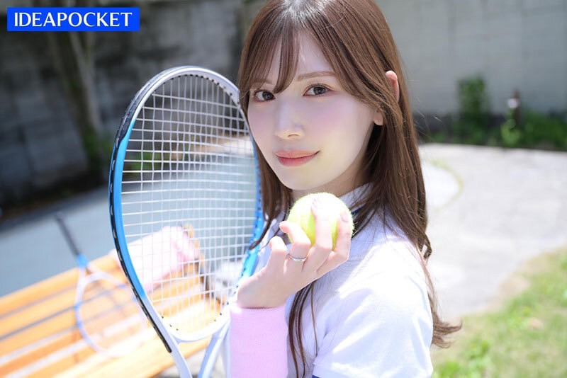 换上网球装和运动内衣明里つむぎ(明里紬，Akari-Tsumugi)超级诱惑！
