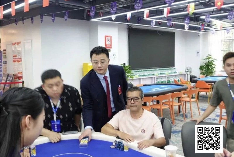 【EV撲克】凤凰杯 | 主赛 B 组 307 人厮杀！33 人晋级，黄志凯先生成为CL！附赛双场爆燃，郎才女貌冠军出炉！