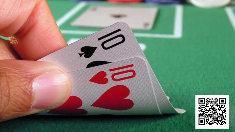 【EV撲克】拿着10-10面对三位松凶对手，你会在翻前全下吗？