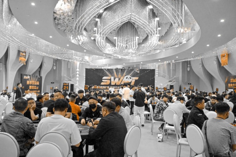 【EV撲克】SWPT·广安站 | 从“抚仙湖杯”到SWPT,西南扑克标杆赛事华丽升级,首日战火点燃!马鹏龙斩获回馈赛冠军
